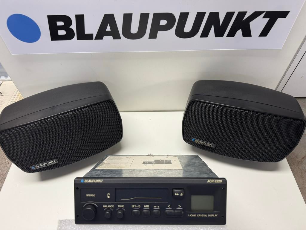 Complete Blaupunkt set – Radio + originele autospeakers, Auto diversen, Ophalen of Verzenden, Zo goed als nieuw