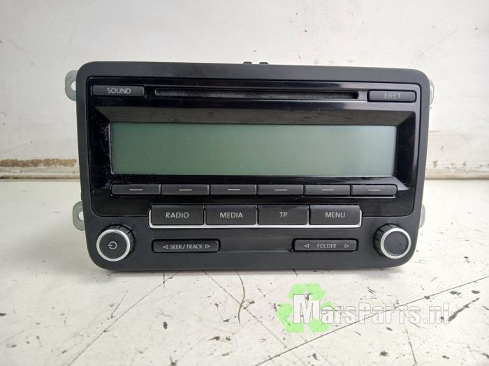Radio CD Speler van een Volkswagen Jetta, Gebruikt, -, Volkswagen, -