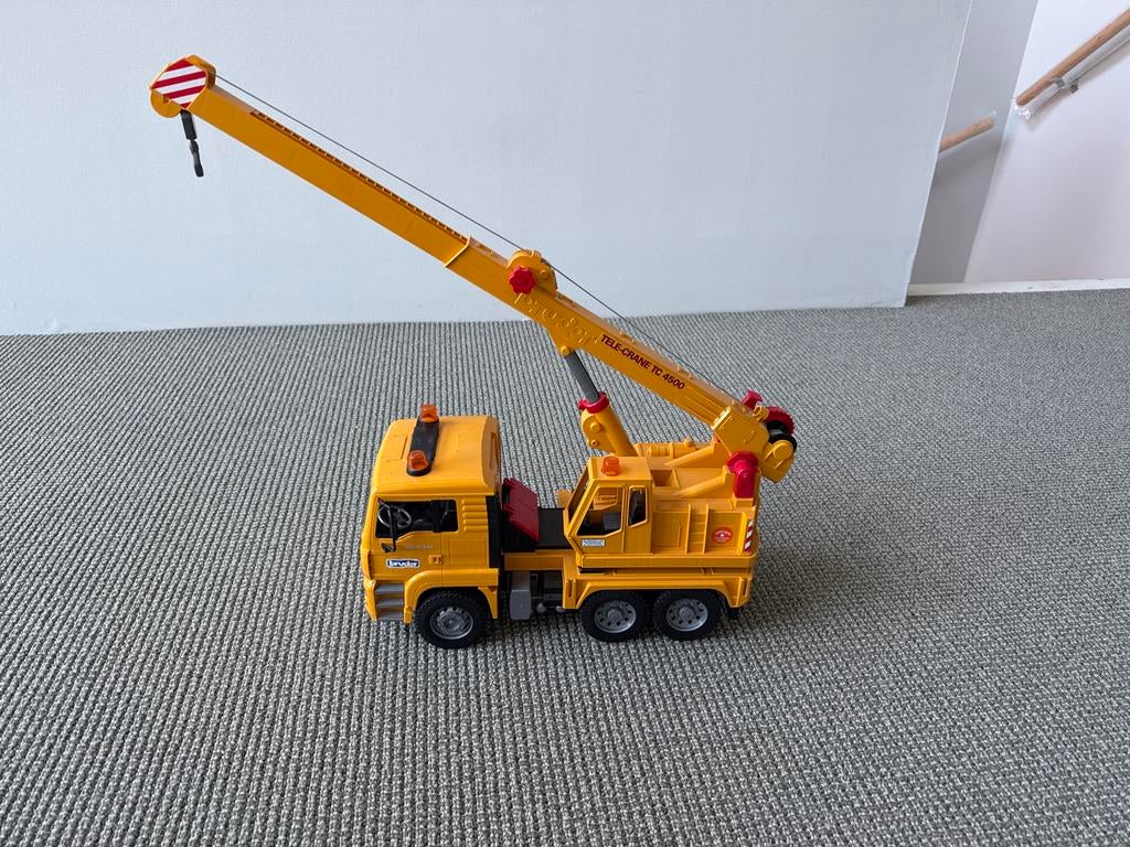 Bruder MAN TGA Telecrane TC 4500 hijskraan, Ophalen, Zo goed als nieuw