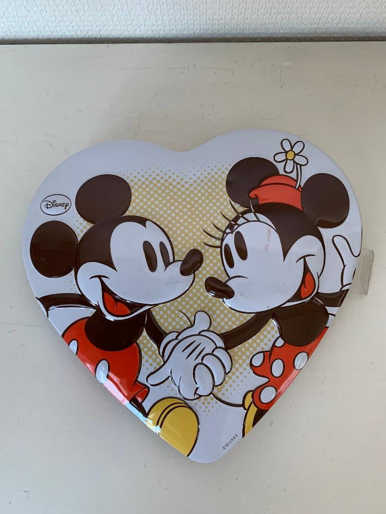 Blikje Hart vorm Disney figuur Minnie Mouse en Mickey Mouse, Ophalen of Verzenden, Mickey Mouse, Nieuw, Beeldje of Figuurtje