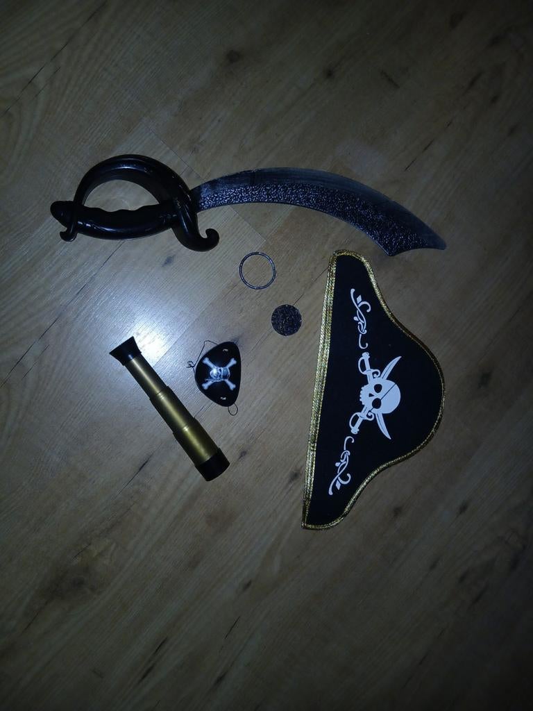 Carnaval piraat piraten accessoires kind zie omschrijving, Ophalen of Verzenden, Zo goed als nieuw, Accessoires