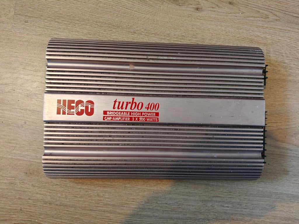 Auto versterker 2 x 200 watt, Ophalen