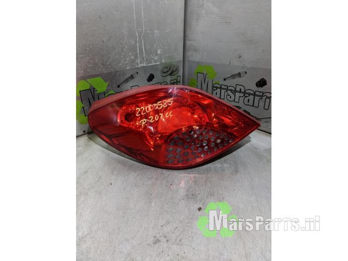 Achterlicht links van een Peugeot 207, Gebruikt, -, -, Ophalen of Verzenden