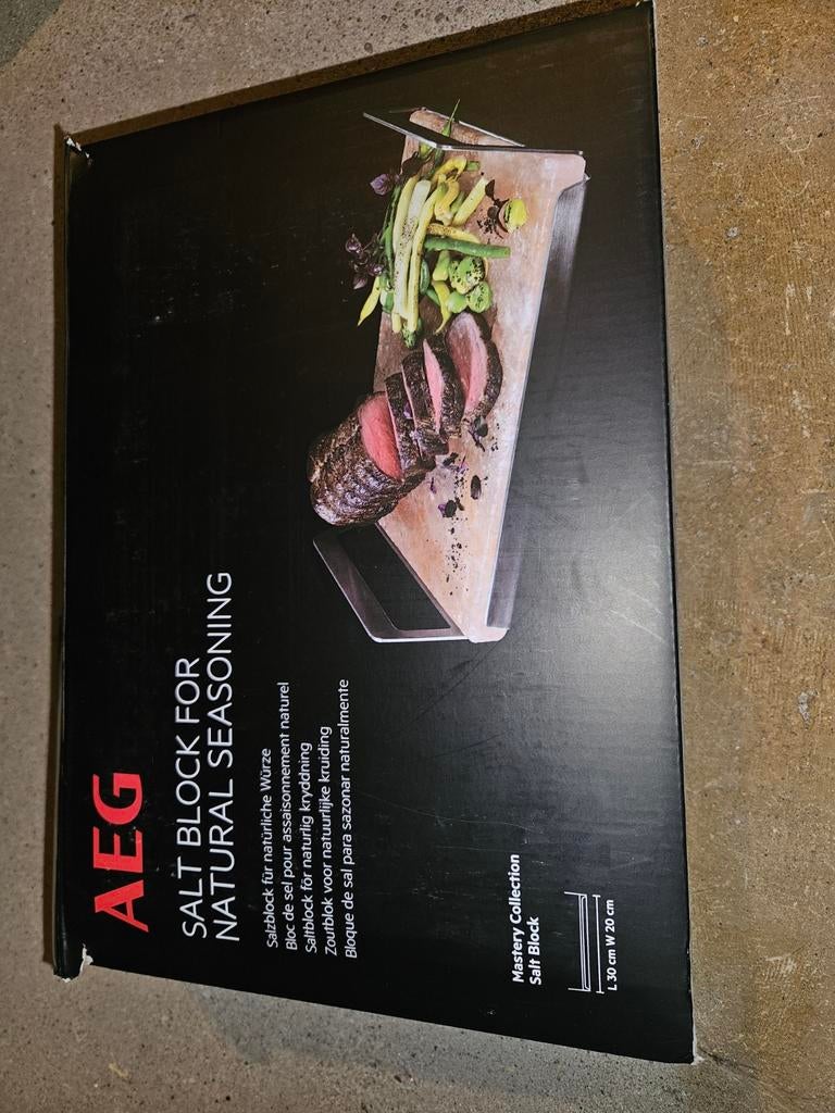 AEG Zoutblok voor Natuurlijke Kruiding, Ophalen, Nieuw