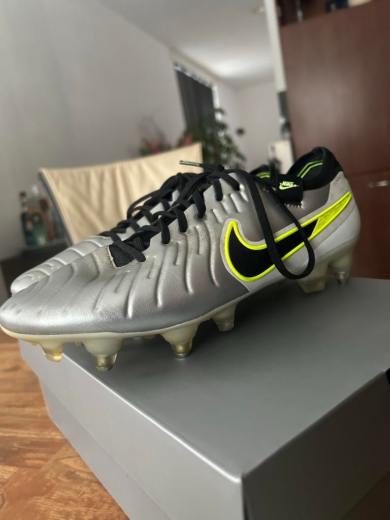 Nike Tiempo Elite SG - Maat 40, Ophalen, Zo goed als nieuw, Schoenen