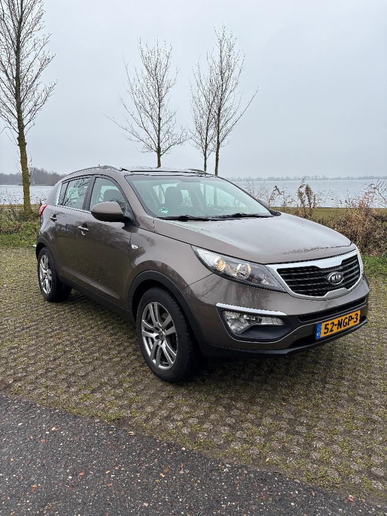 Kia Sportage 2.0 Cvvt 2WD AUT 2010 Bruin, 1998 cc, Zwart, 4 cilinders, Bruin