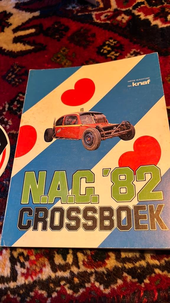 Nac 82 crosboek met stikker, Boeken, Ophalen of Verzenden, Zo goed als nieuw