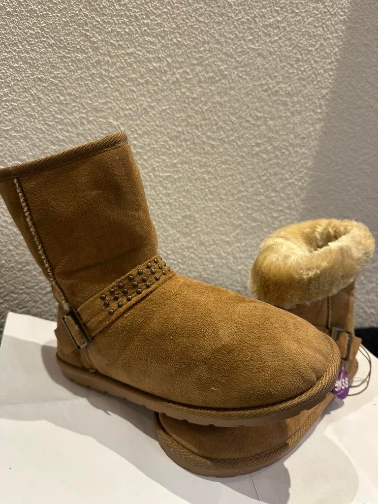 Te koop nieuw 38 maat, Kleding | Dames, Ophalen of Verzenden, Nieuw, Zwart, Sneakers of Gympen