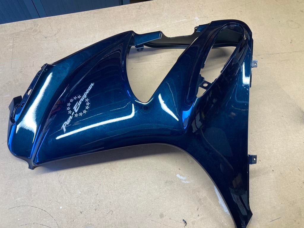 Nieuw (NOS) zijkuippaneel (links) HONDA ST1300 Pan European, Motoren, Ophalen, Nieuw
