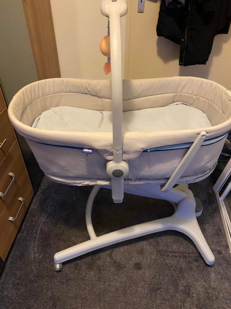 Chicco wieg verstelbaar werkend, Ophalen of Verzenden, Zo goed als nieuw, Wieg