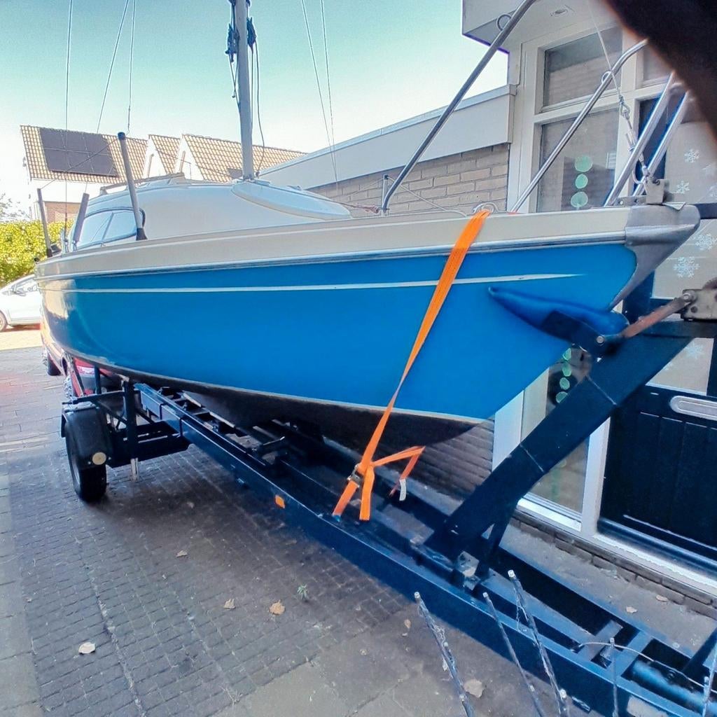 MANTA 19VOET ZEILER+GEREMDE KANTEL TRAILER INRUIL MOGELIJK., Ophalen, Overige typen, 15 tot 30 m², Zo goed als nieuw