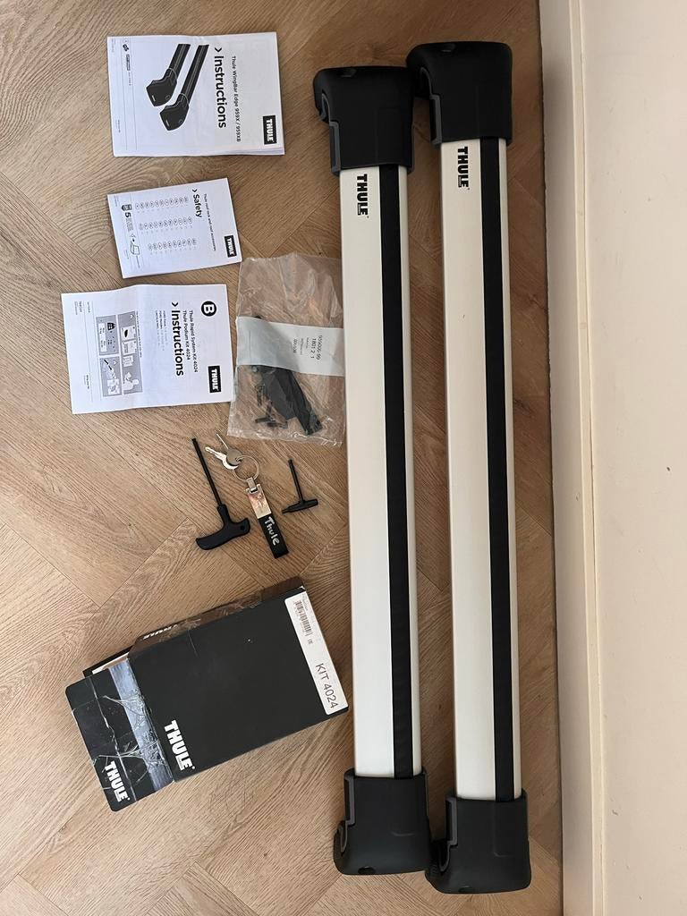 Thule Wingbar Edge voor oa Ford Focus MK3 Dakdragers, Ophalen, Zo goed als nieuw