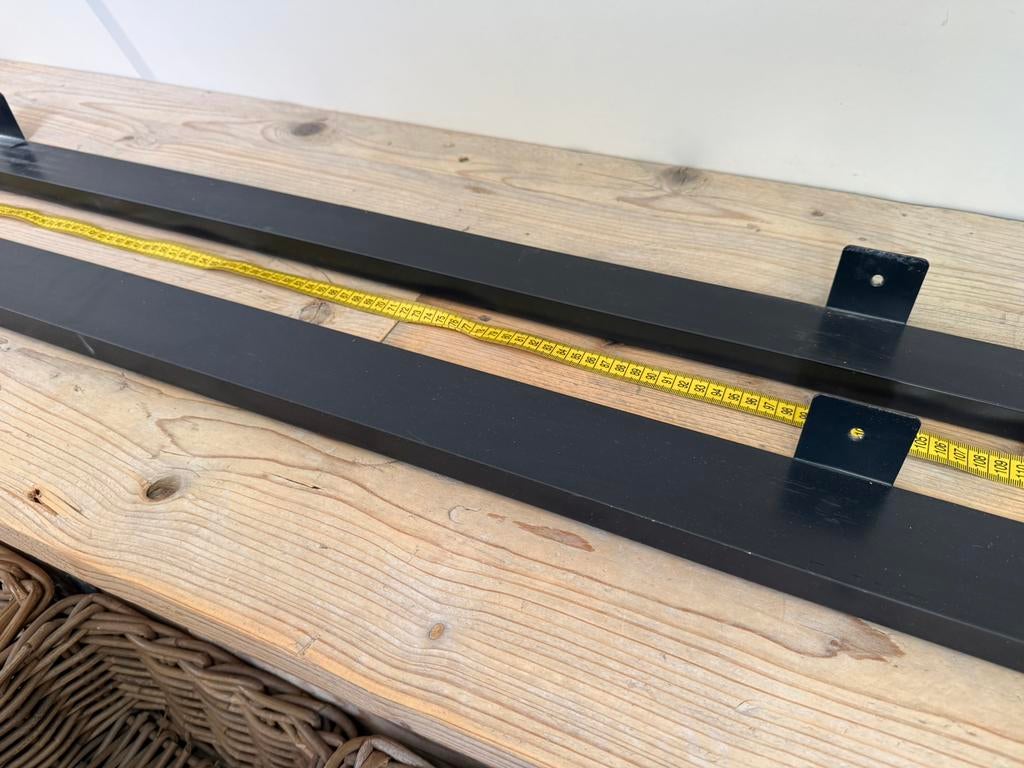 Durlaine fotoplanken zwart staal, Huis en Inrichting, Woonaccessoires | Wandplanken en Boekenplanken, Ophalen, Zo goed als nieuw