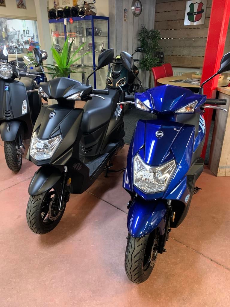 Gebro scooters: Sym orbit III 3 NIEUW, Maximaal 45 km/u, Nieuw, Ophalen of Verzenden, Benzine