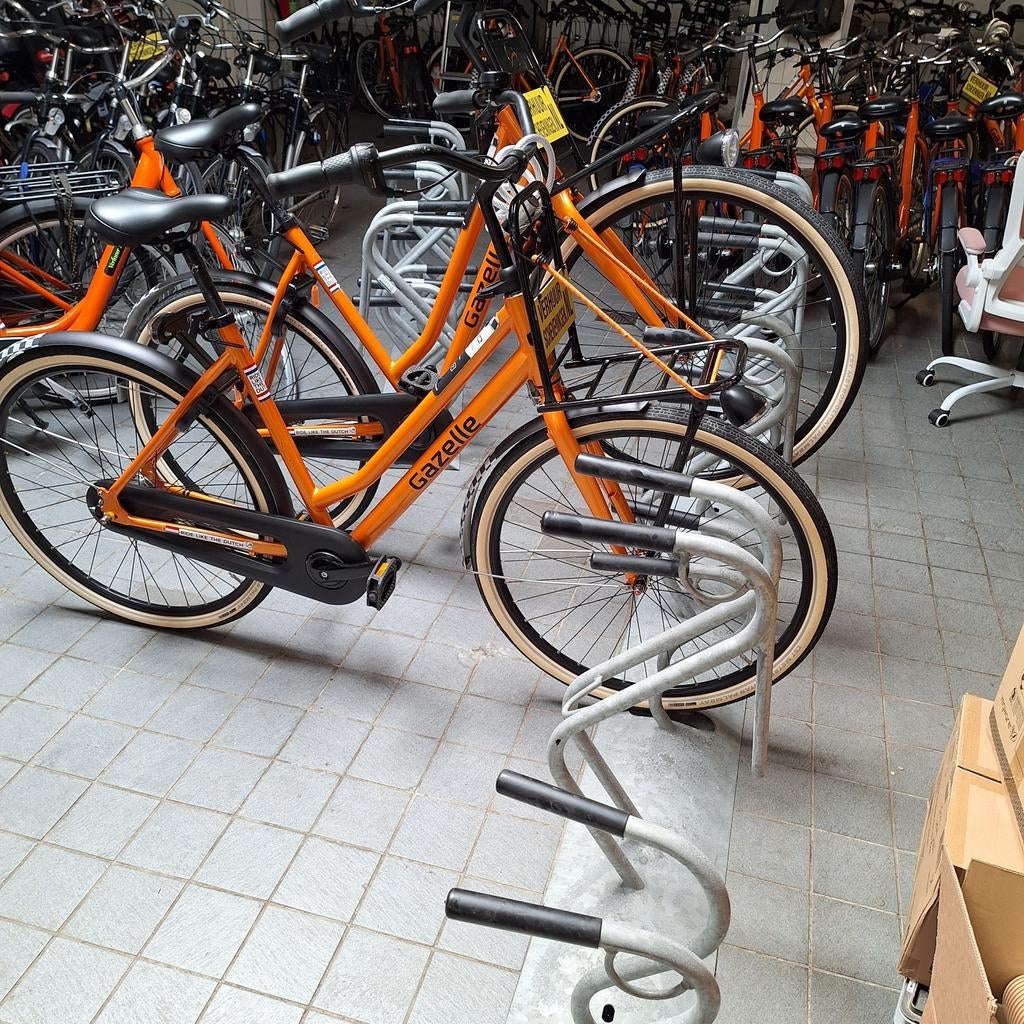 Fietsenrek klaver hoog/laag, Fietsen en Brommers, Fietsaccessoires | Fietsenrekken, Ophalen, Nieuw