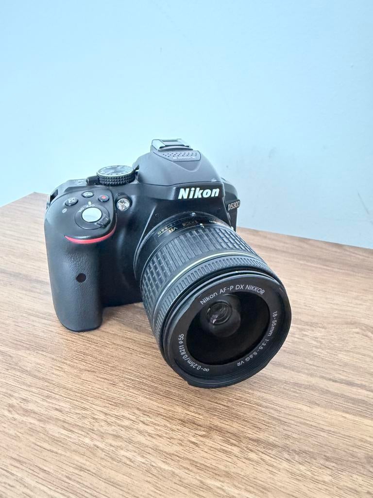 Nikon D5300 + 18-55mm | Nieuwstaat | Compleet, Audio, Tv en Foto, Fotocamera's Digitaal, Spiegelreflex, Nieuw, Ophalen of Verzenden