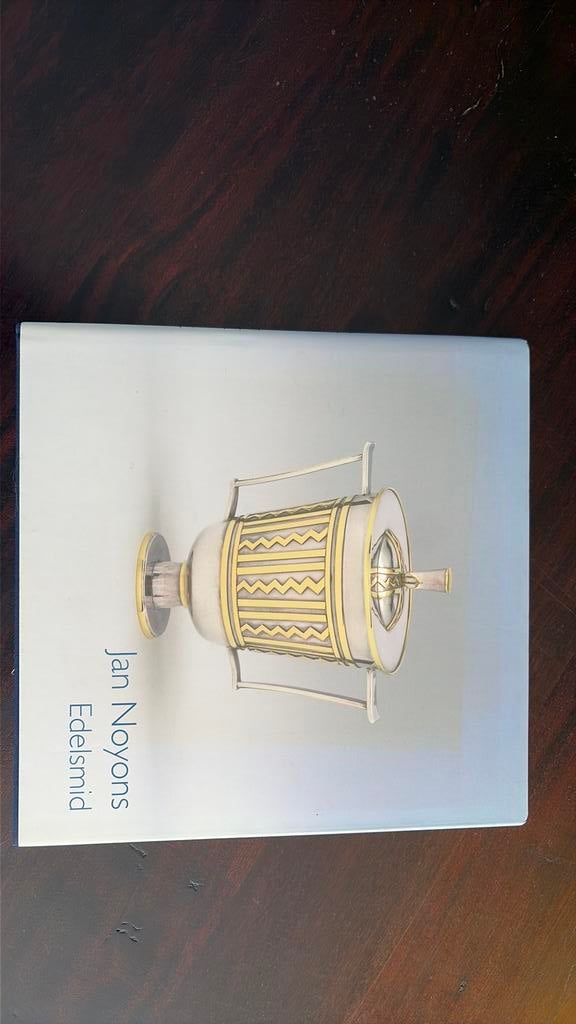 Edelsmid - Jan Noyons - J.J. Luijt, Boeken, Ophalen of Verzenden, Gelezen, Overige onderwerpen