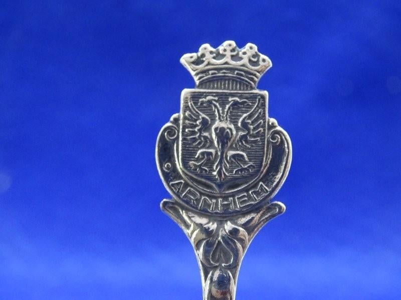Lepeltje: Arnhem Gemeentewapen, Antiek en Kunst, Antiek | Bestek, Verzenden