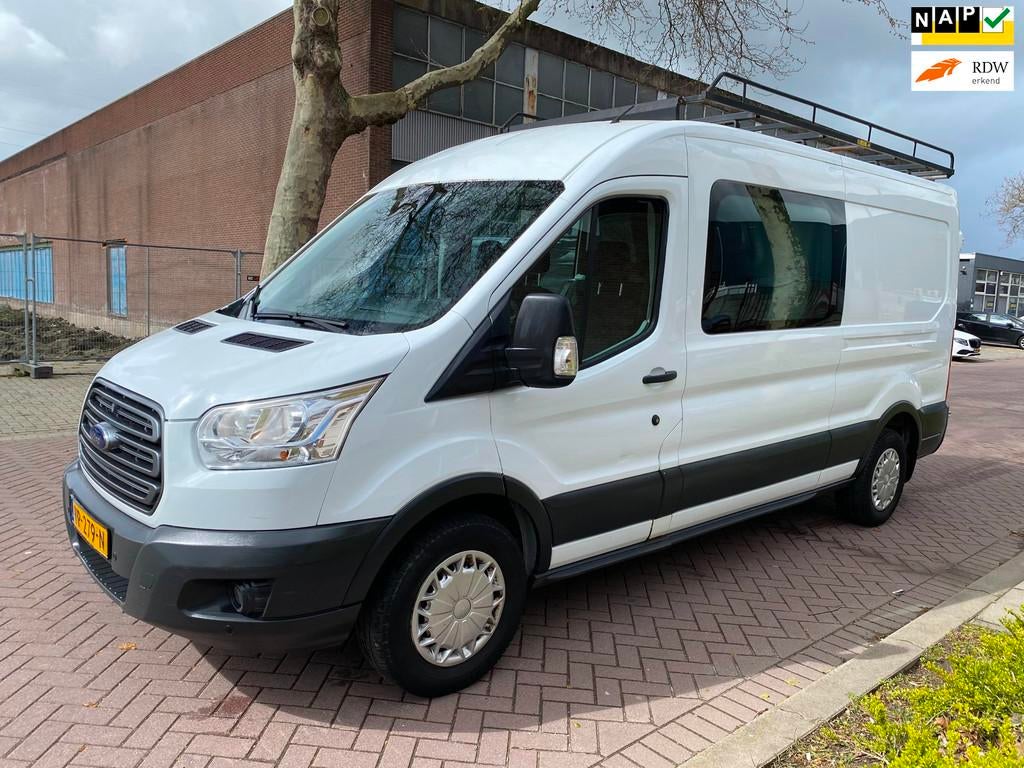 Ford Transit 350 2.2 TDCI L3H2 DC Trend / 2015 / Euro5 / Air, Auto's, Bestelauto's, 13 km/l, Euro 5, Gebruikt, Zwart