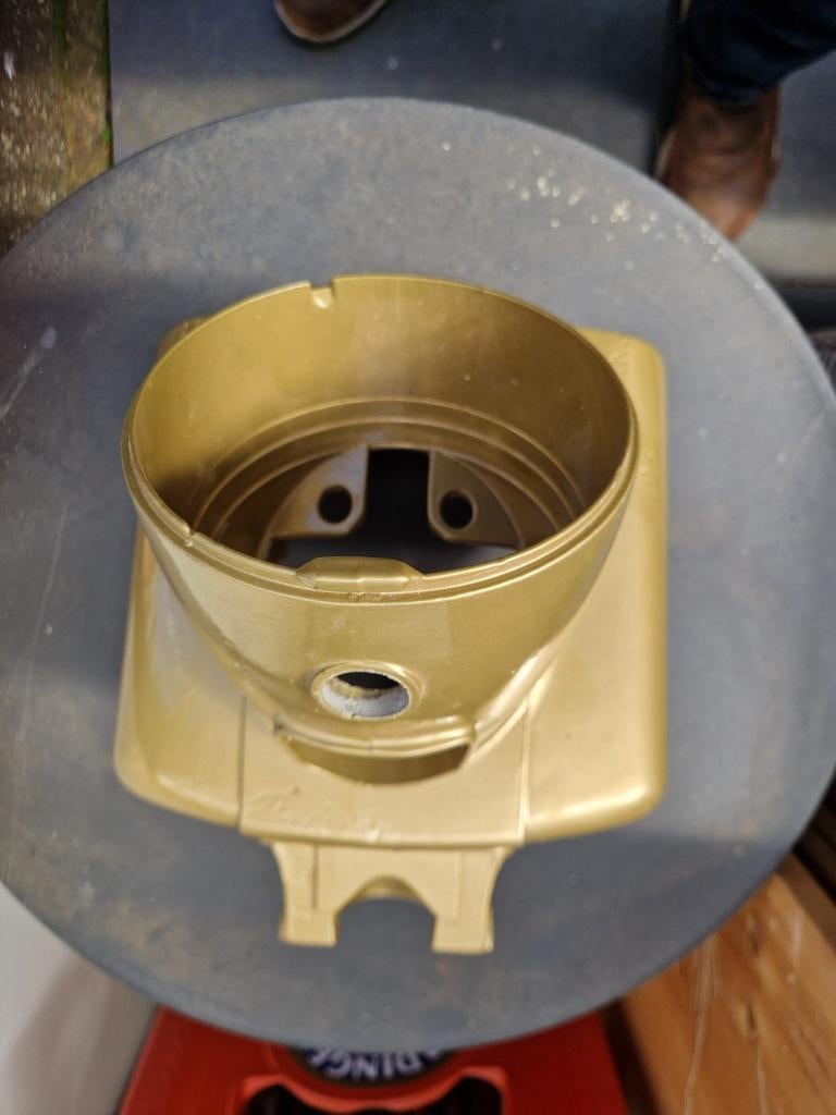 Zundap onderdelen koplamphuis 517, Ophalen, Frame