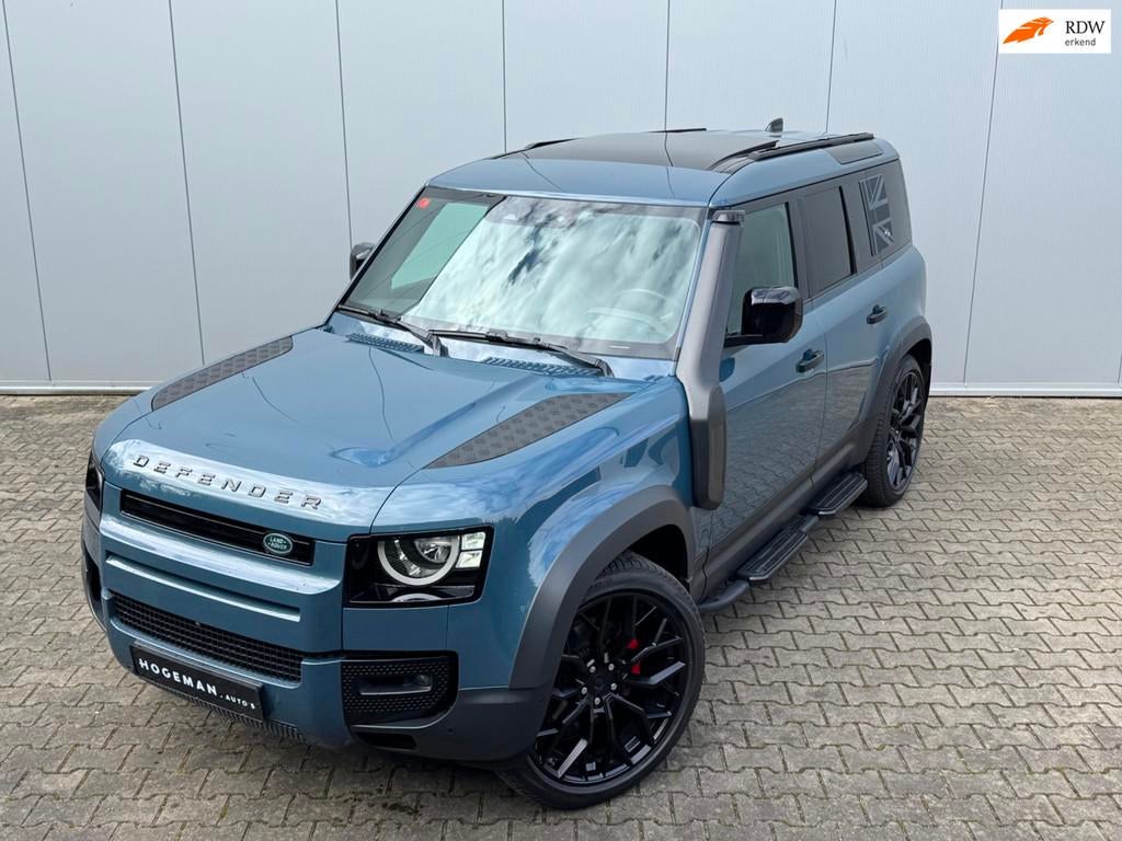 Land Rover Defender 110 P300 110 X-DYNAMIC LEDER LUCHTVERING, Auto's, Automaat, Gebruikt, 4 cilinders, Blauw