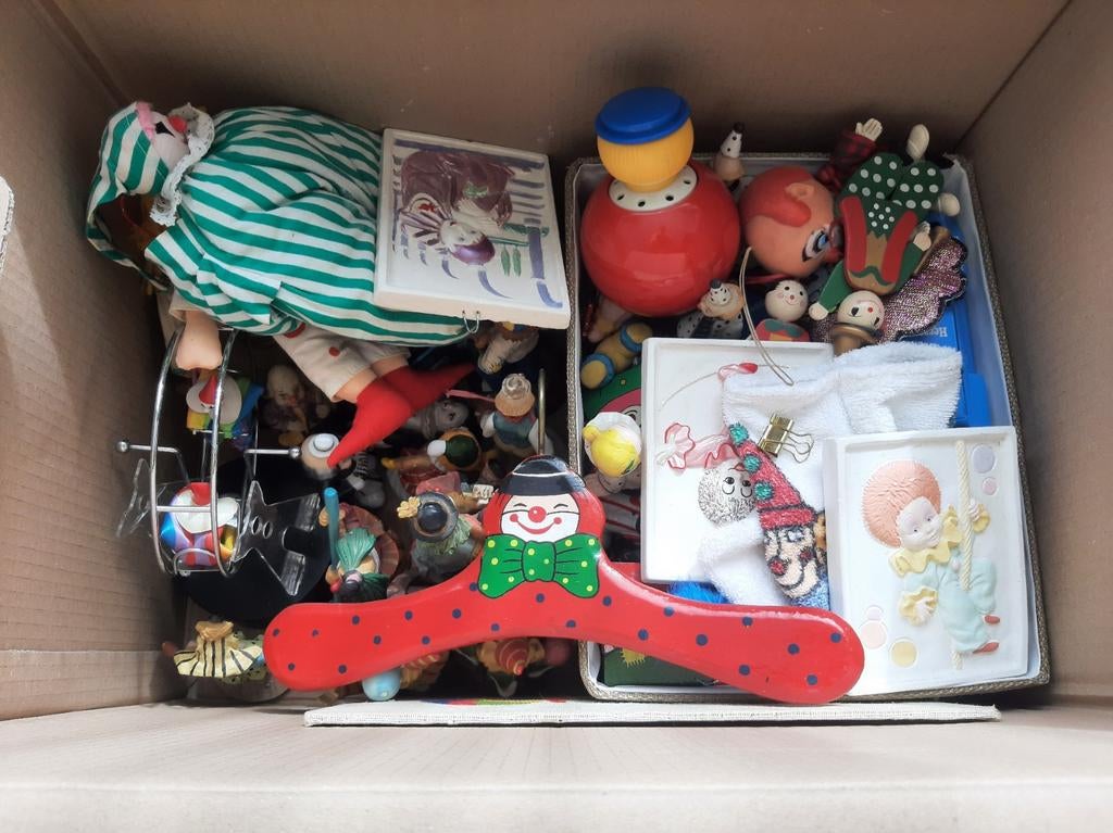 Gratis clownsartikelen, Ophalen of Verzenden