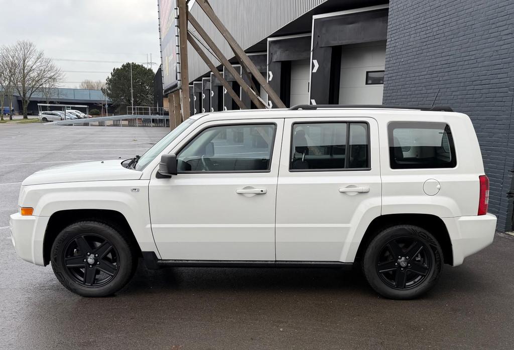 Jeep Patriot 2.4 Sport Liberty 1EEIGENAAR/VOLO-H/4X4/CRUISE/, Auto's, Jeep, Euro 5, Gebruikt, Zwart, 4 cilinders
