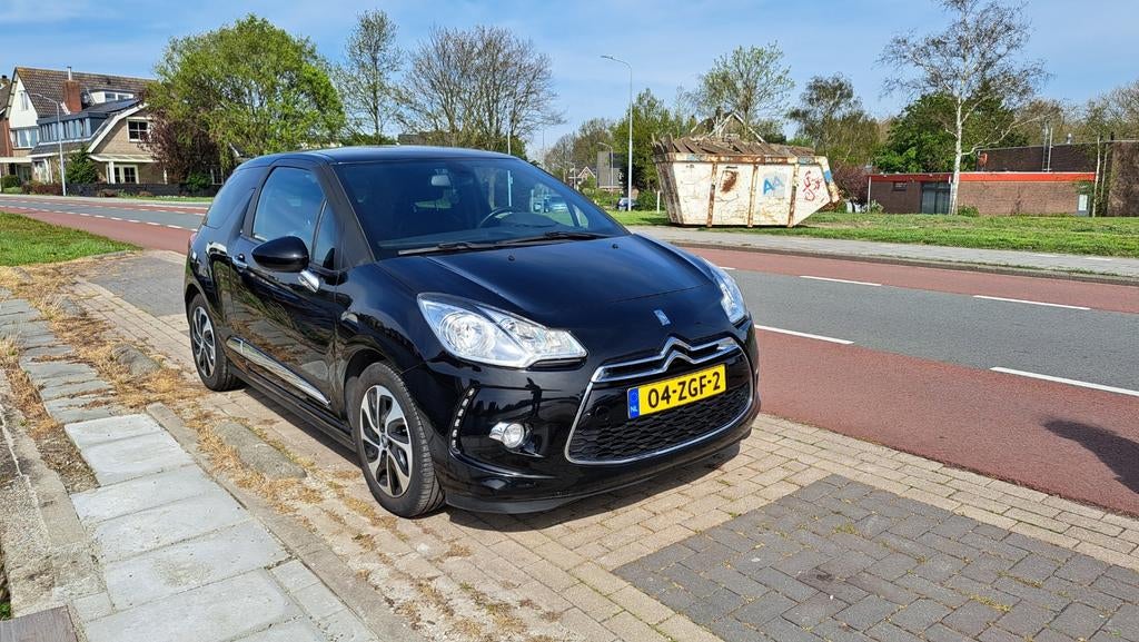 Citroën DS3 1.2 VTI 2012 Zwart /195.000/ NAP, 40 €/maand, Zwart, 1199 cc, Zwart