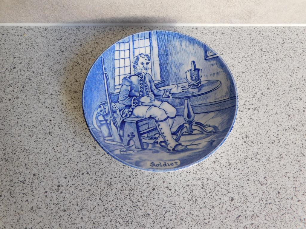 Bord 11 cm. Blauw Soldier Old Chelsea, Ophalen of Verzenden