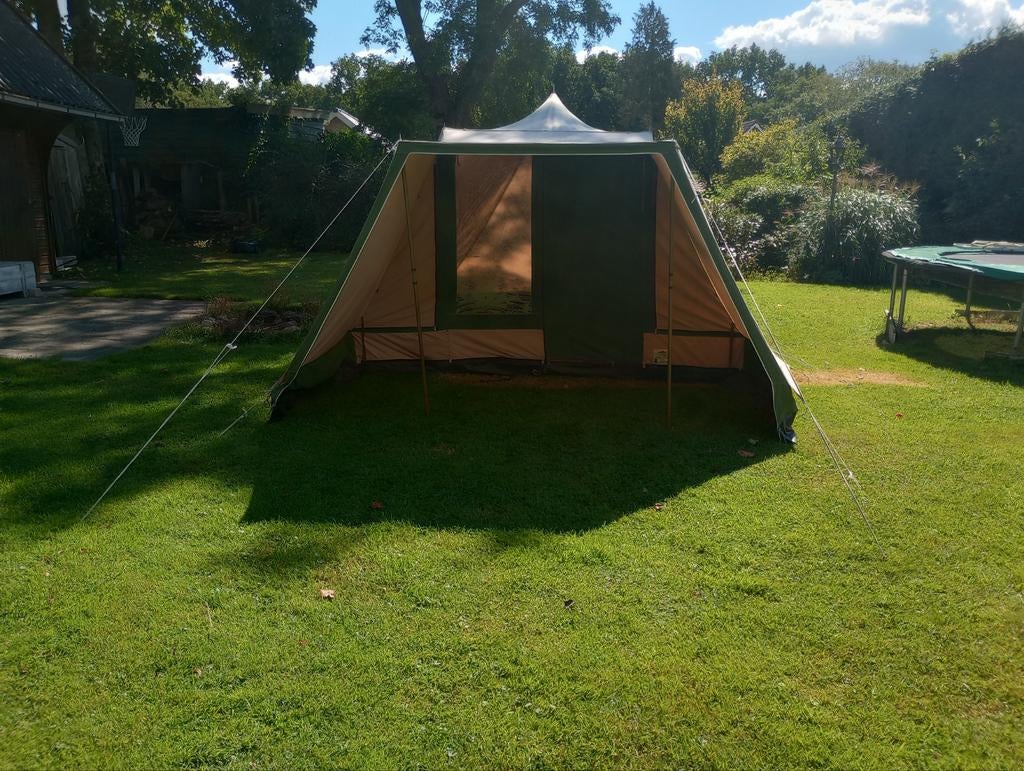 Esvo pyramidetent, Ophalen