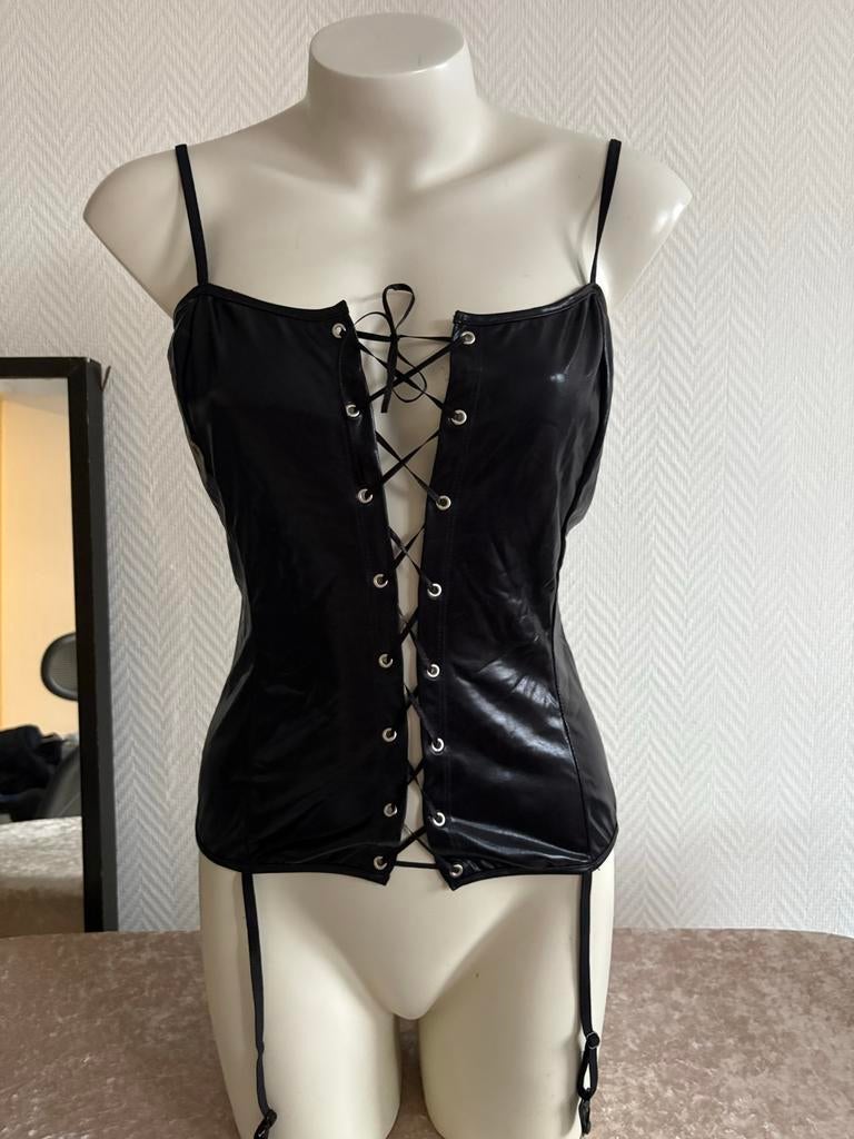 Topje maat M, Ophalen of Verzenden, Zwart, Body of Korset