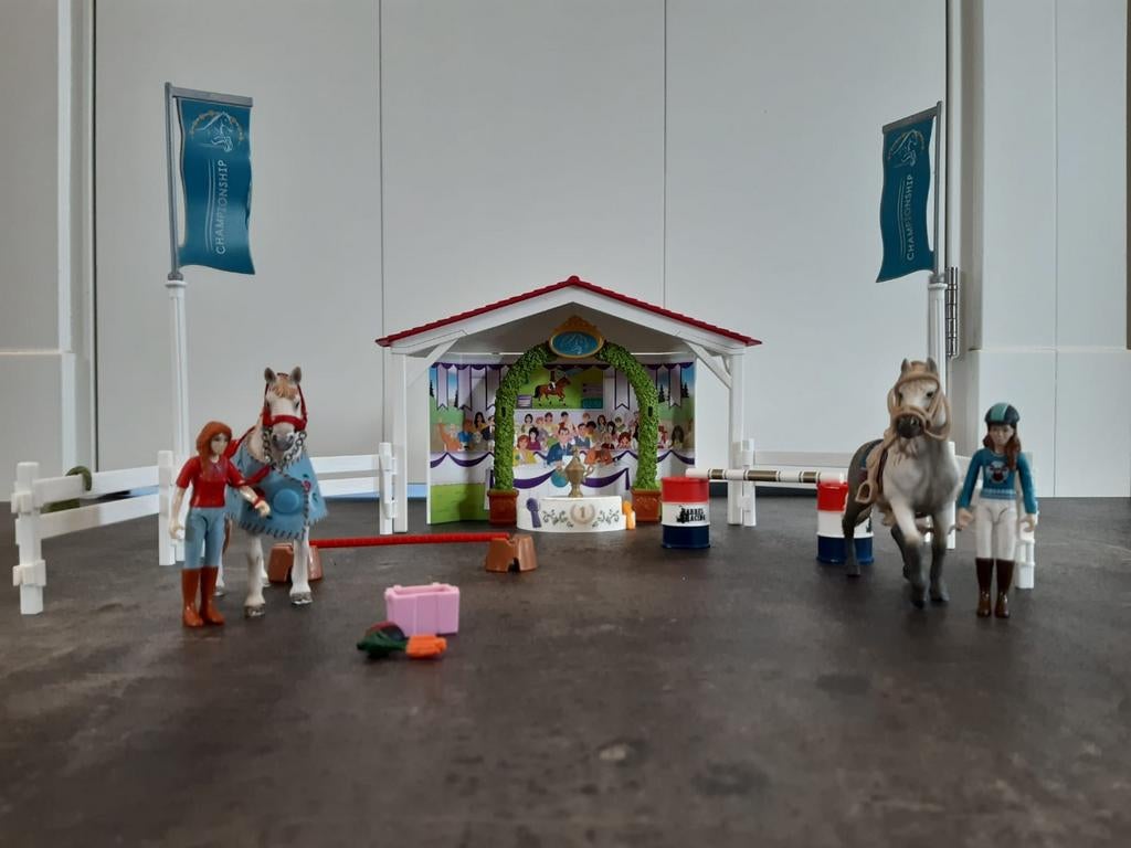 Te koop Schleich springset paarden, Ophalen of Verzenden, Gebruikt