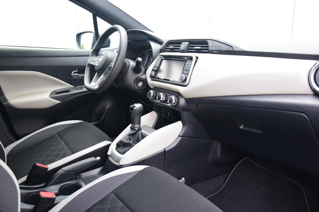 Nissan Micra 0.9 IG-T N-Connecta Navi/Camera/Dab Priv/Glass, Voorwielaandrijving, 898 cc, Stof, Euro 6