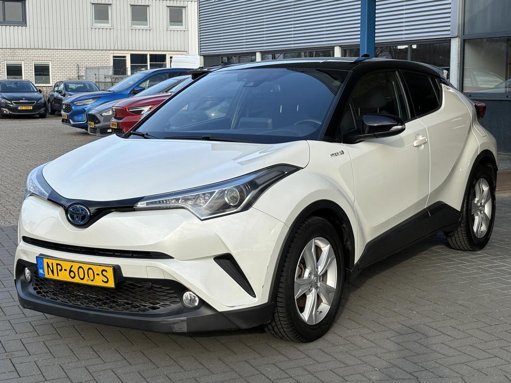 Toyota C-HR 1.8 Hybrid Bi-Tone | Stoelverwarming | Camera |, Stof, Euro 6, 4 cilinders, Origineel Nederlands