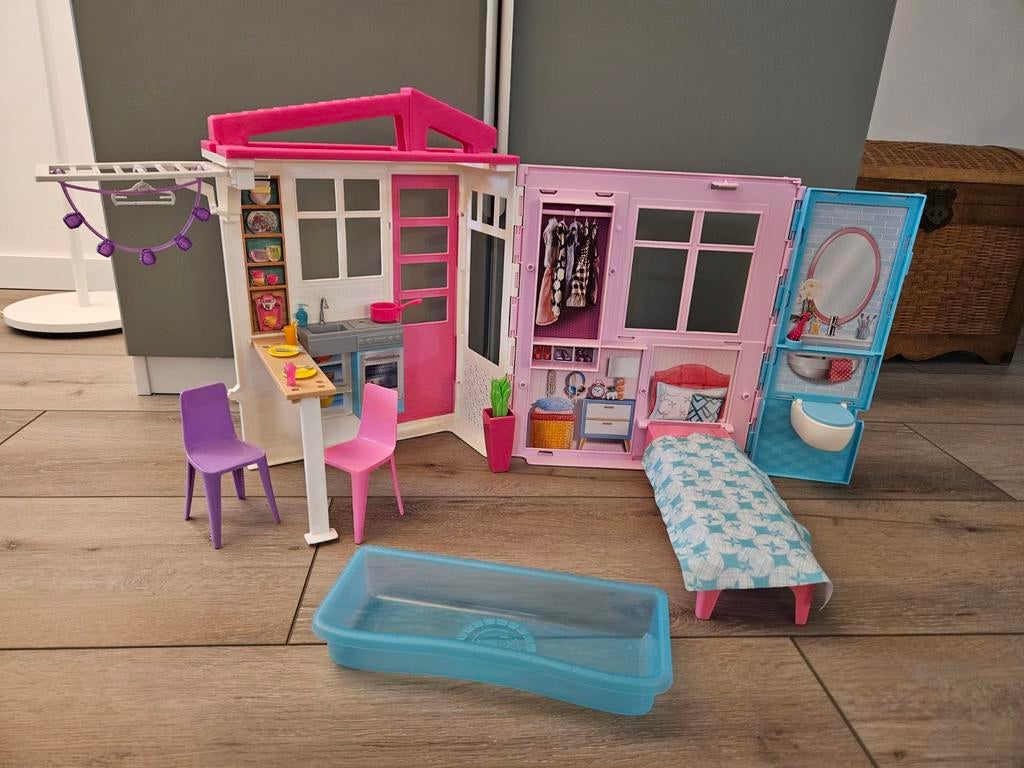 Barbiehuis inklapbaar zgan, Ophalen of Verzenden, Zo goed als nieuw, Poppenhuis