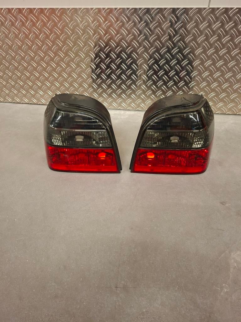 Achterlichten VW Golf 3 - helder rood / smoke, Ophalen of Verzenden, Gebruikt, Volkswagen