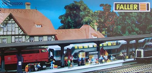 FALLER 120200: bouwpakket perron met lopende figuren, Overige merken, Wisselstroom, Gebruikt, Brug, Tunnel of Gebouw