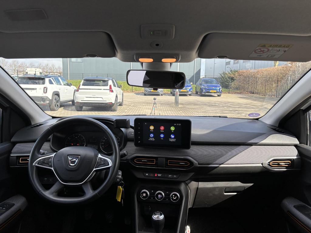 Dacia Sandero Stepway 1.0 TCe 100 Bi-Fuel Comfort | Trekhaak, Voorwielaandrijving, Met garantie (alle), 610 kg, Wit