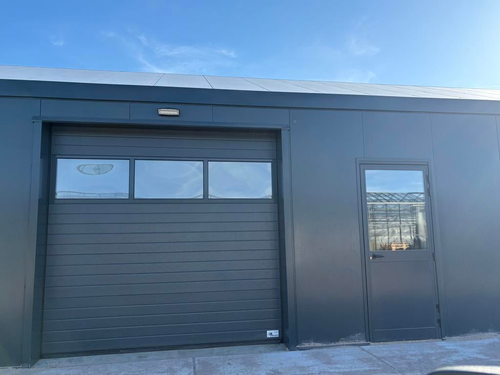 Mooie nieuwe loods te huur. 100m2