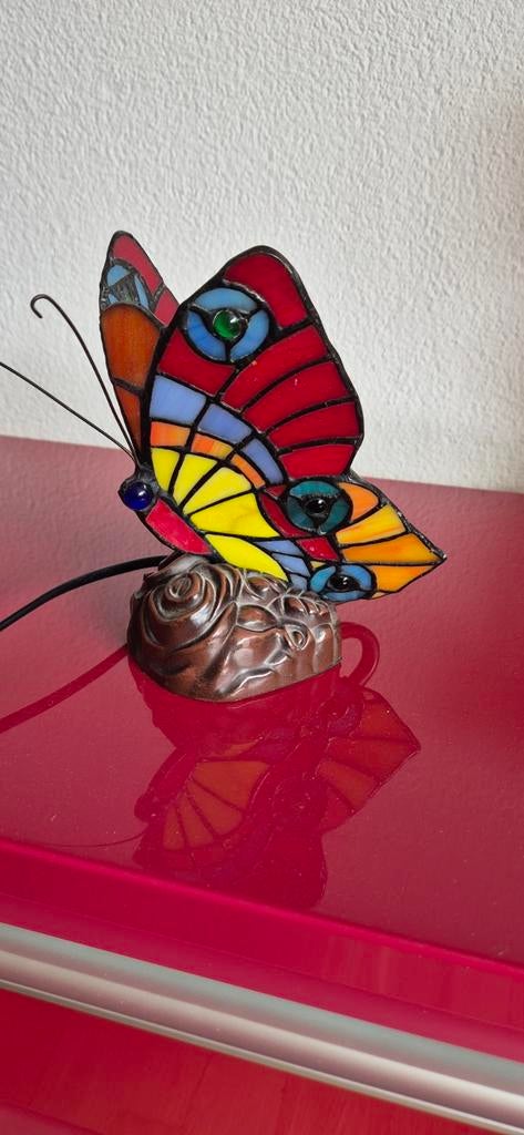 Tiffany-stijl Vlinderlamp - Kleurrijk Glas-in-lood Design, Ophalen of Verzenden