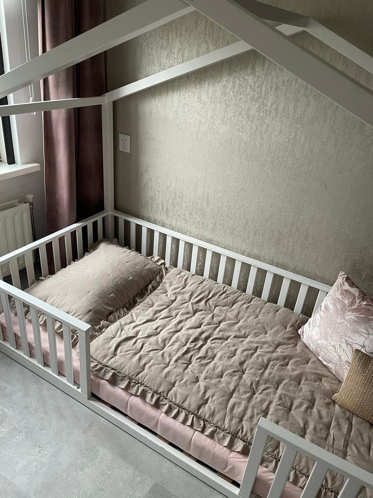 Bopita vloerbed/bedhuisje wit, Kinderen en Baby's, Ophalen, 85 tot 100 cm, Zo goed als nieuw, Matras