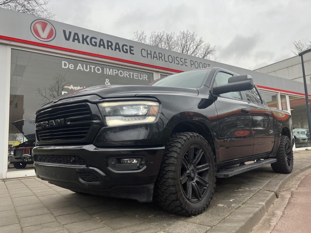 Dodge Ram 1500 SPORT PANO 12 INCH NAVI LEER 48950.00 NETTO, Metallic lak, Gebruikt, Zwart, Origineel Nederlands