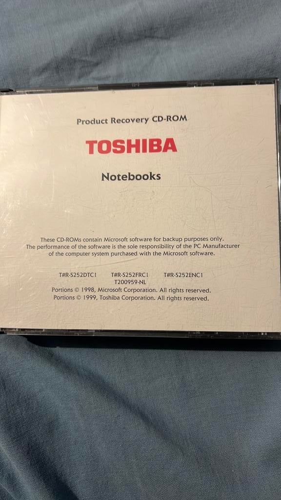Toshiba recovery CD ROM, Computers en Software, Besturingssoftware, Ophalen of Verzenden, Zo goed als nieuw, Windows