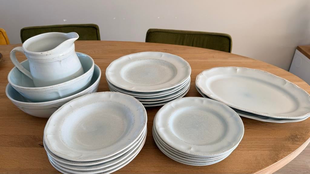 Riviera Maison servies set, Huis en Inrichting, Keuken | Servies, Zo goed als nieuw, Compleet servies, Overige stijlen, Aardewerk
