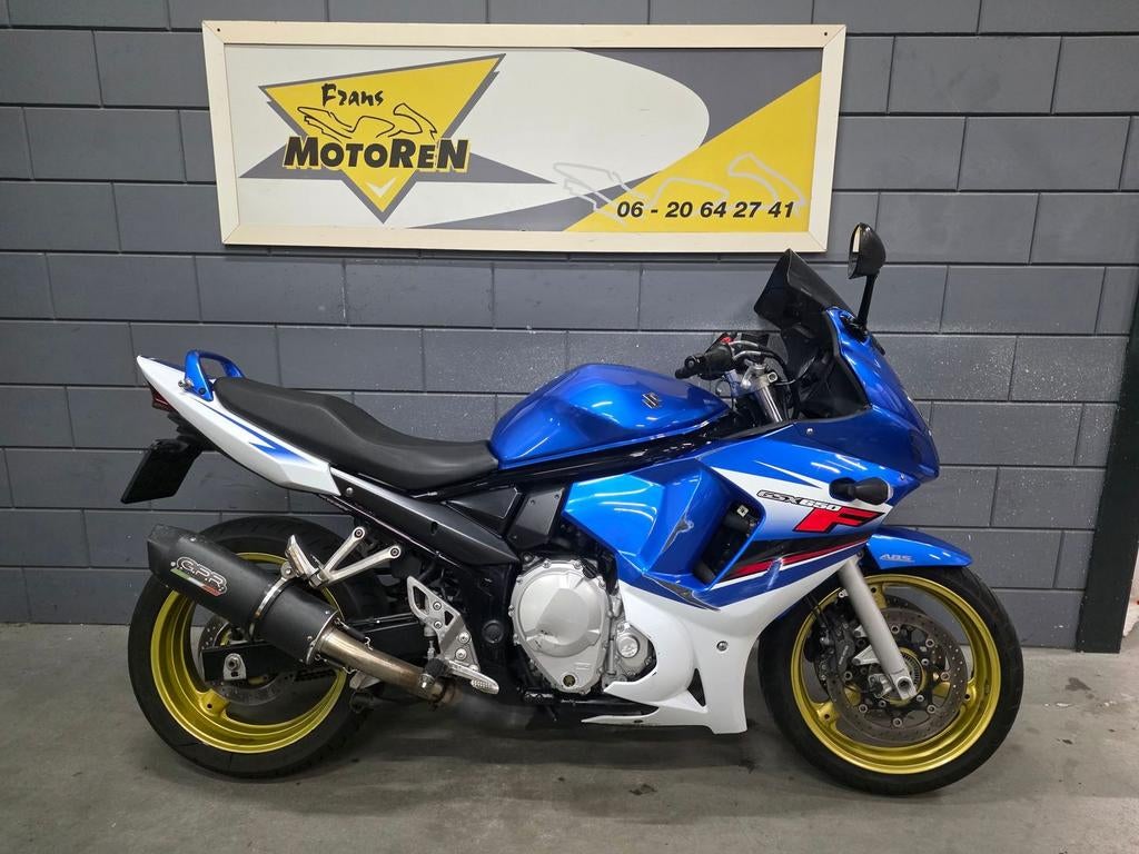 SUZUKI GSX 650 F ABS bj 2010 rechter zij schade, SUZUKI, 4 cilinders, Onbekend, Sport