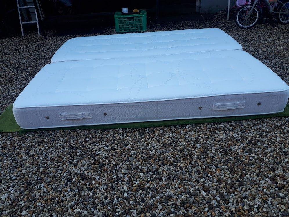 2 Matrassen 210 X 90, Gebruikt, 90 cm, Eenpersoons, 210 cm