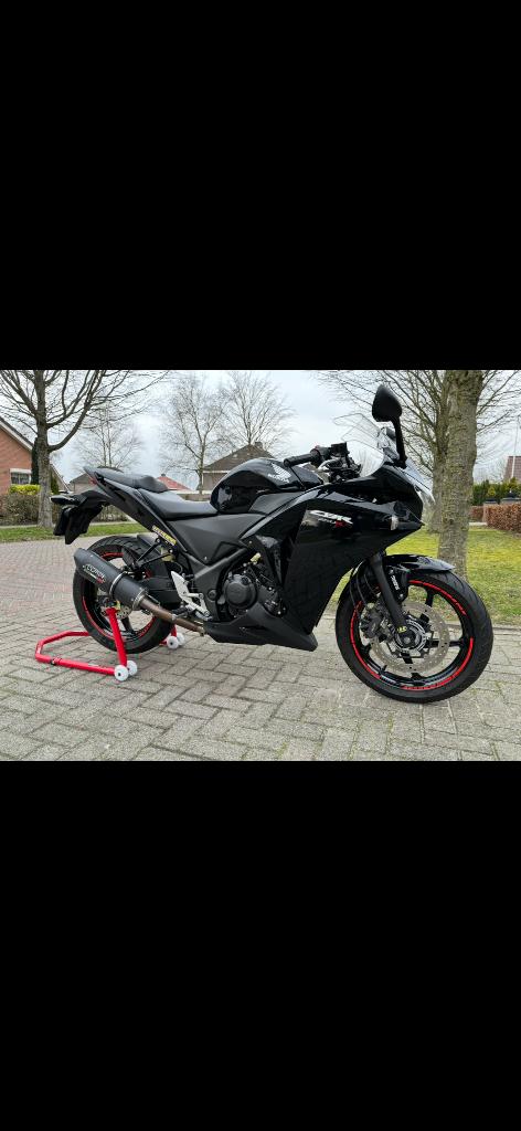Honda CBR 250 R/RA