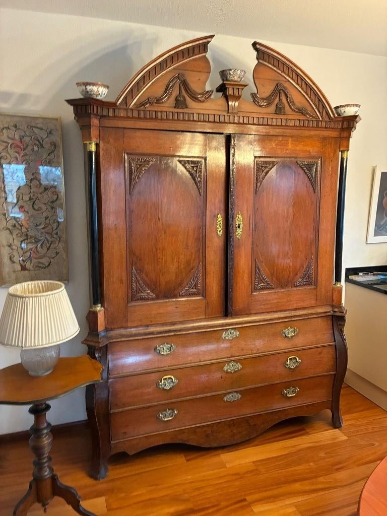 Drents Kabinet 170 breed, 60 diep en 240 hoog, Antiek en Kunst, Antiek | Meubels | Kasten, Ophalen