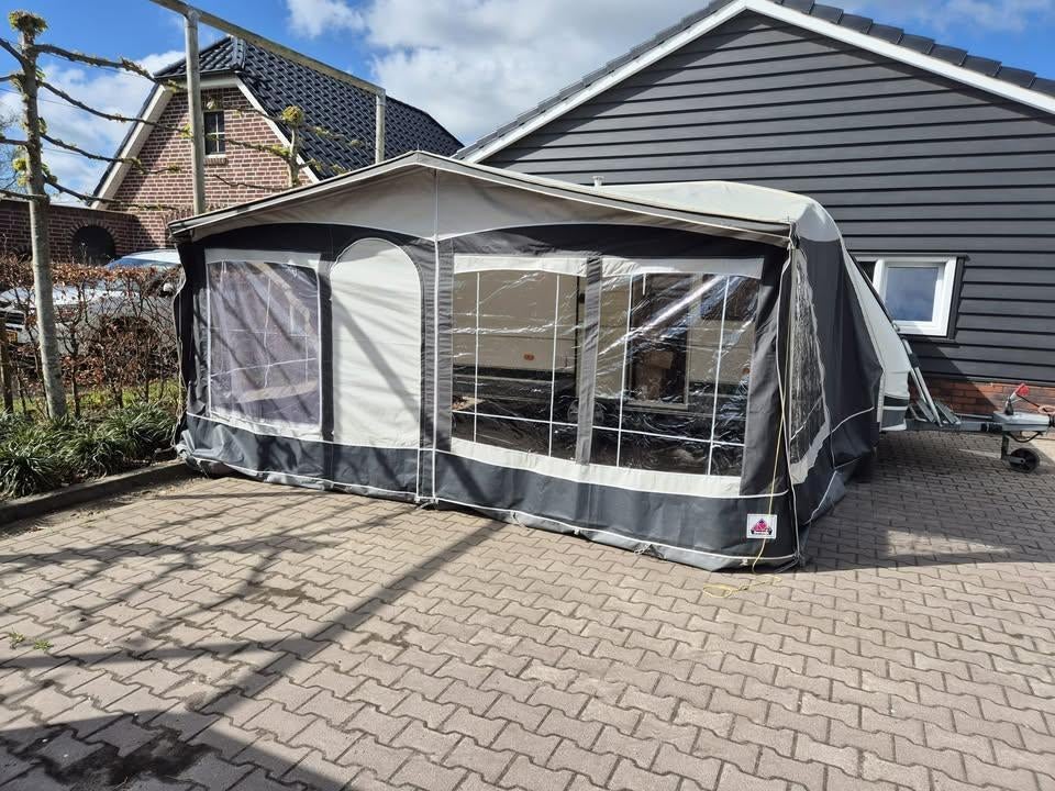 Dorema Multi Nova maat 10 (875-900) voortent/ luifel, Ophalen, Gebruikt, Dorema