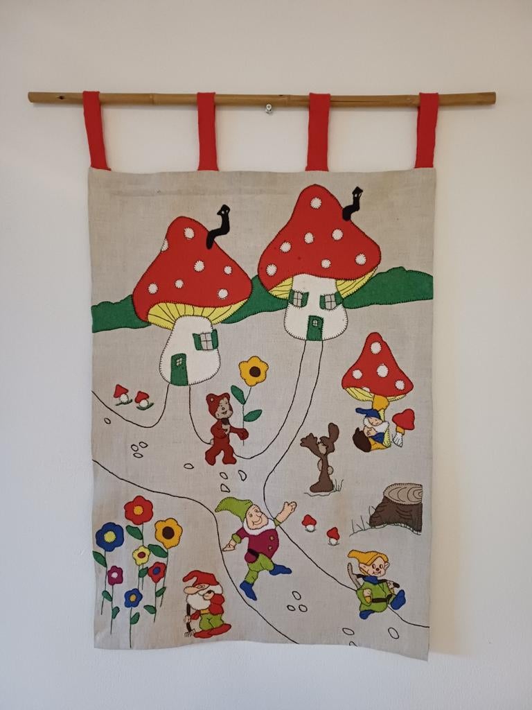 Commode, kinderkamer wandkleed., Ophalen of Verzenden